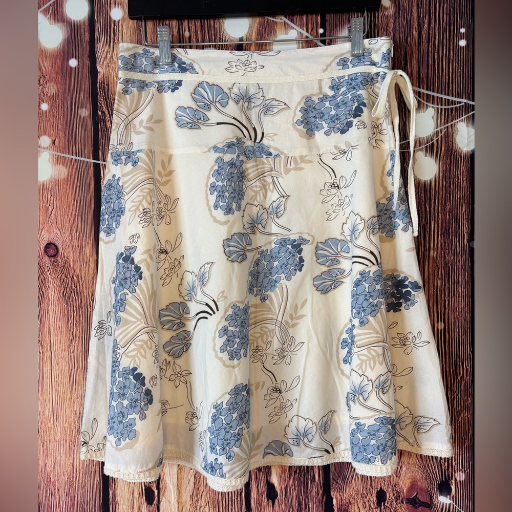 Coupe Collection 100% Cotton A-Line Skirt with Blue Floral Design
